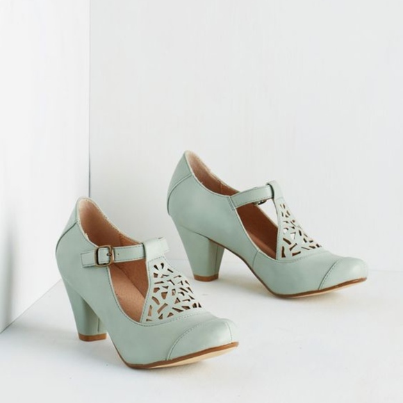 Modcloth Shoes - *Flash Sale* Chelsea Crew Picture of Poetic Heel